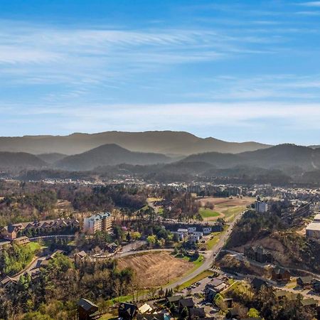 Pinecrest Townhomes-1King-2Queen Unit-Renovated Pigeon Forge Bagian luar foto