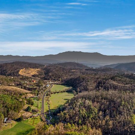 Pinecrest Townhomes-1King-2Queen Unit-Renovated Pigeon Forge Bagian luar foto