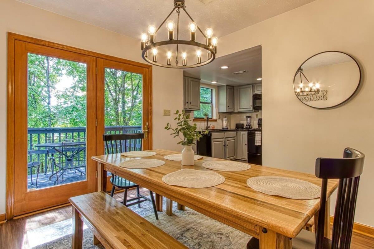 Pinecrest Townhomes-1King-2Queen Unit-Renovated Pigeon Forge Bagian luar foto