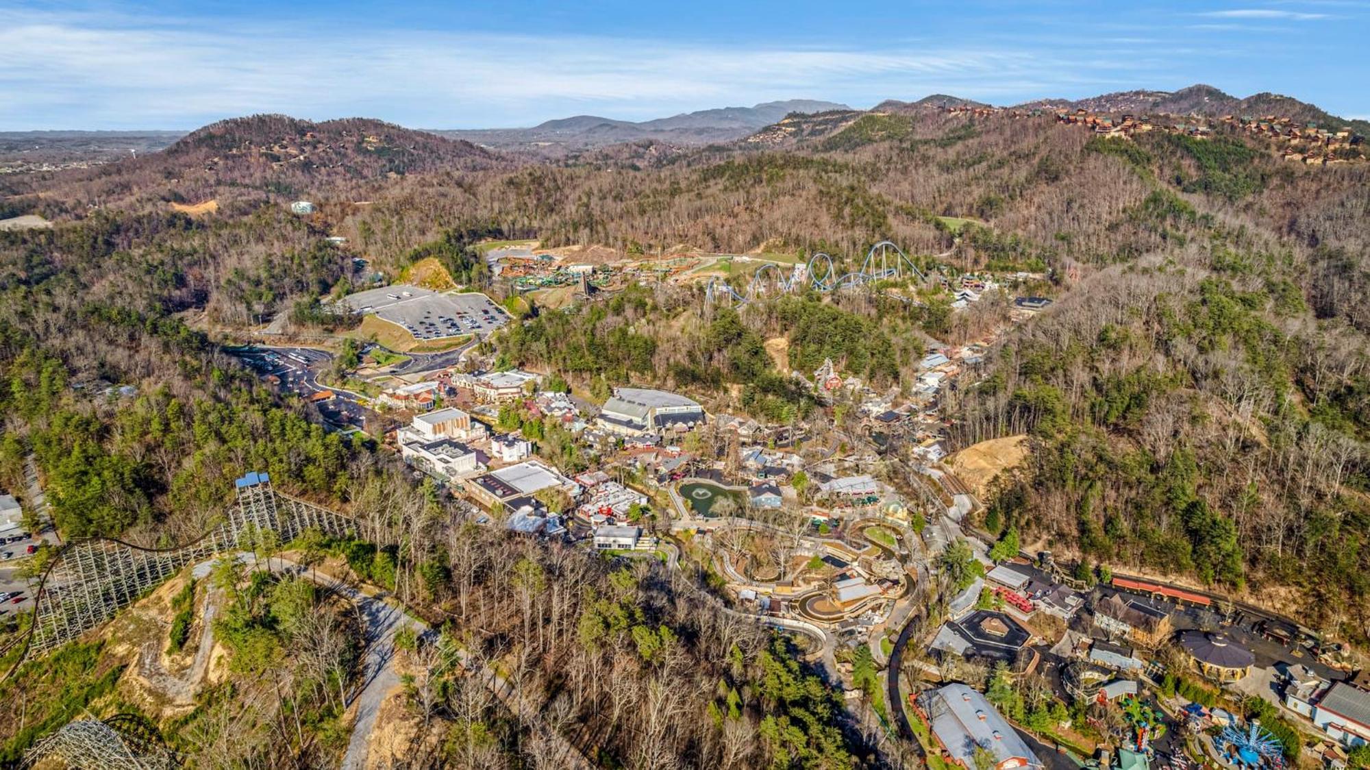Pinecrest Townhomes-1King-2Queen Unit-Renovated Pigeon Forge Bagian luar foto